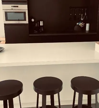 Dolce - Zonnig Familie Met Garagebox * نيوبورت