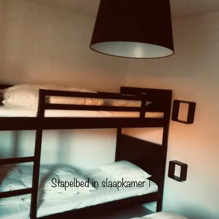 Dolce - Zonnig Familie Met Garagebox アパート *